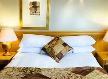 Montgomery'S Hotel Honiton Buitenkant foto